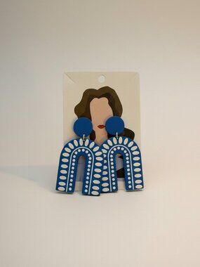 Blue patterned earrings — storage pouch included as a gift